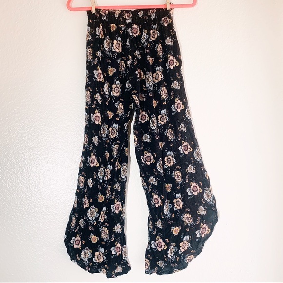 Floral High Side Slit Wide Leg Pants - Picture 2 of 4